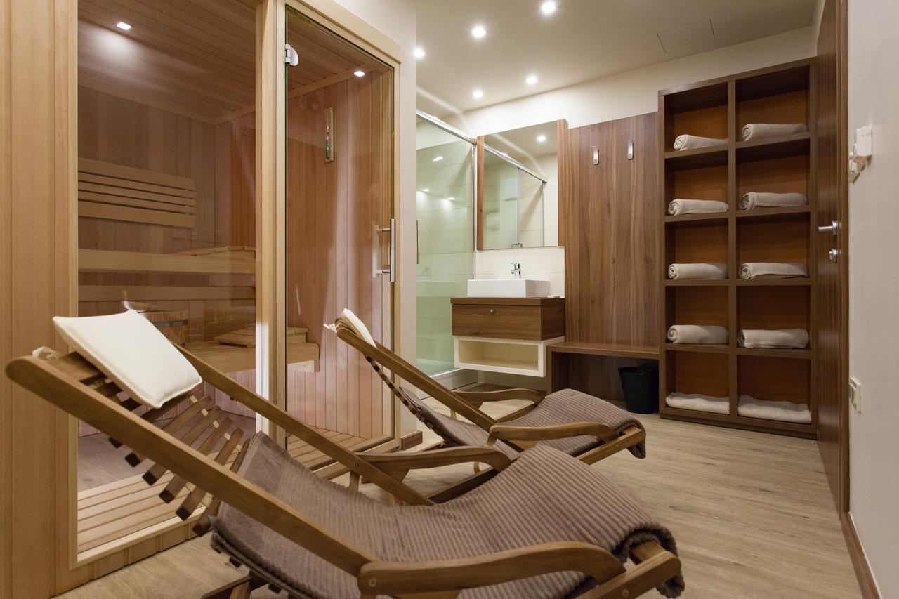 Hotel Pomaranca Птуй Экстерьер фото